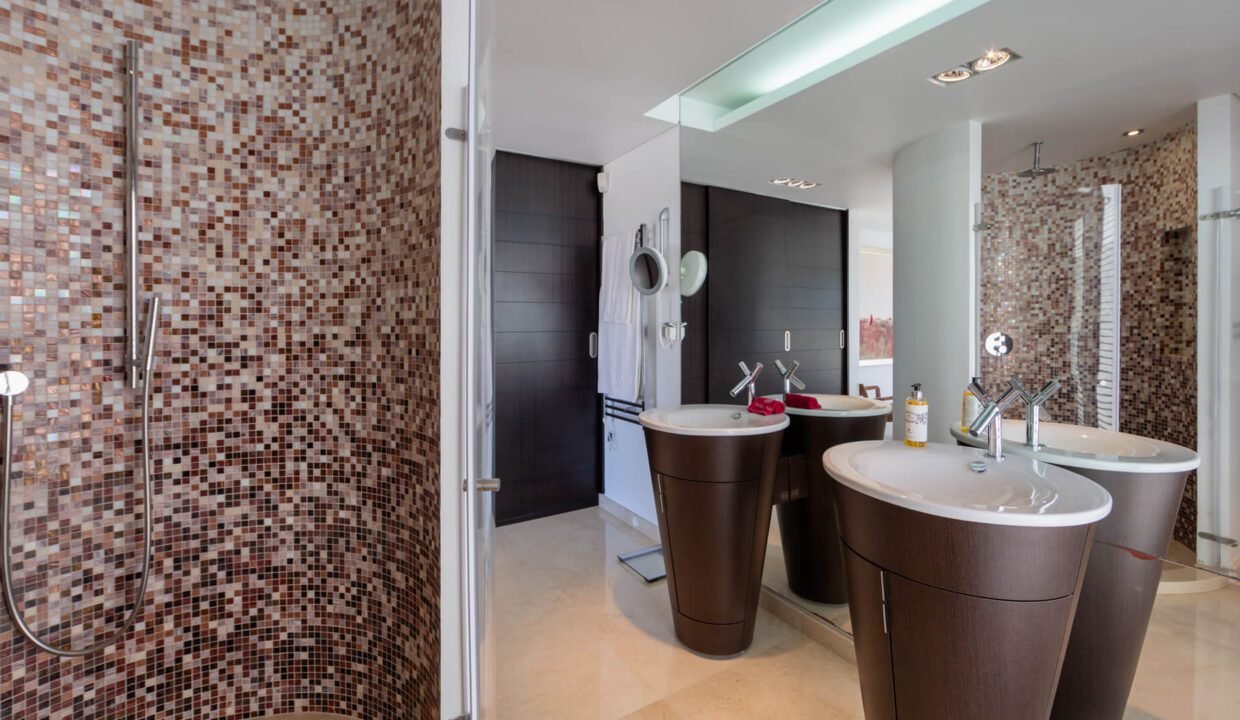 Genesis Villa Rentals Villa Seabreeze Vale do Lobo (42)