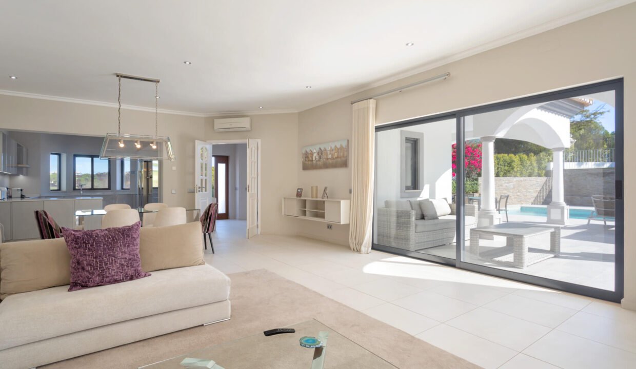 Villa Mirabella Vale do Lobo Genesis Villa Rentals 17