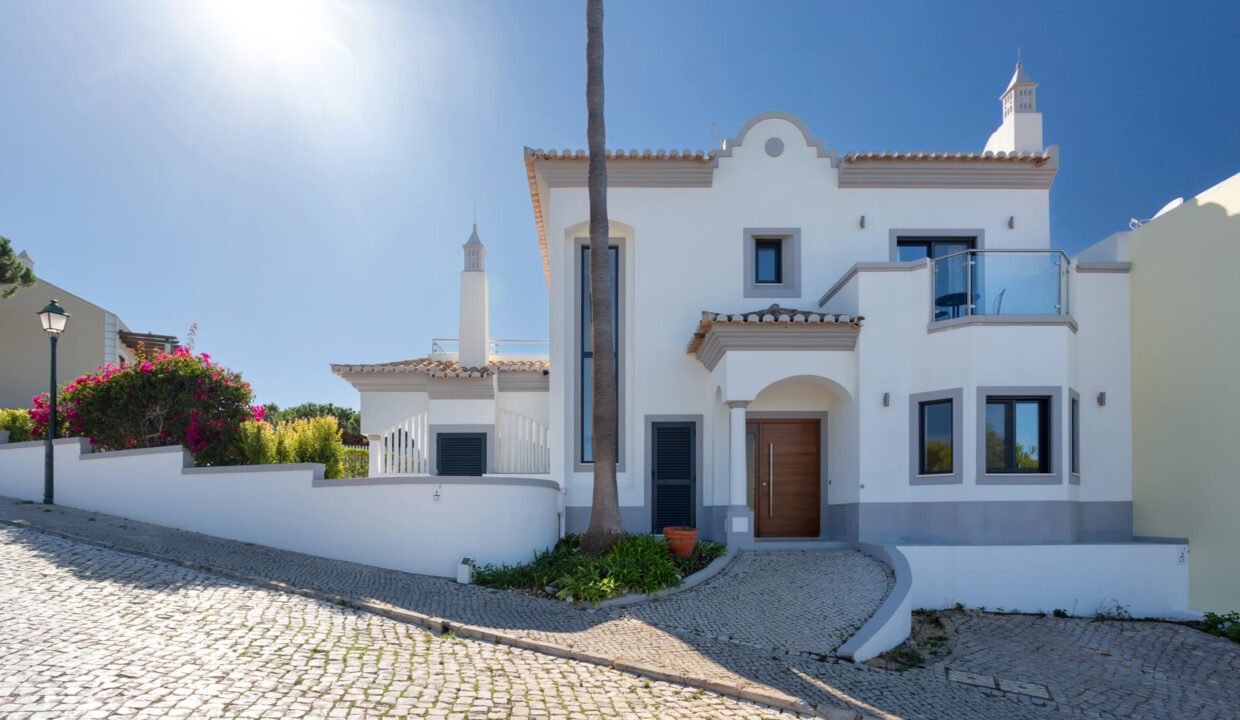 Villa Mirabella Vale do Lobo Genesis Villa Rentals 28