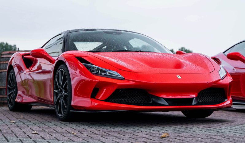 rentlux-ferrari-f8.jpg