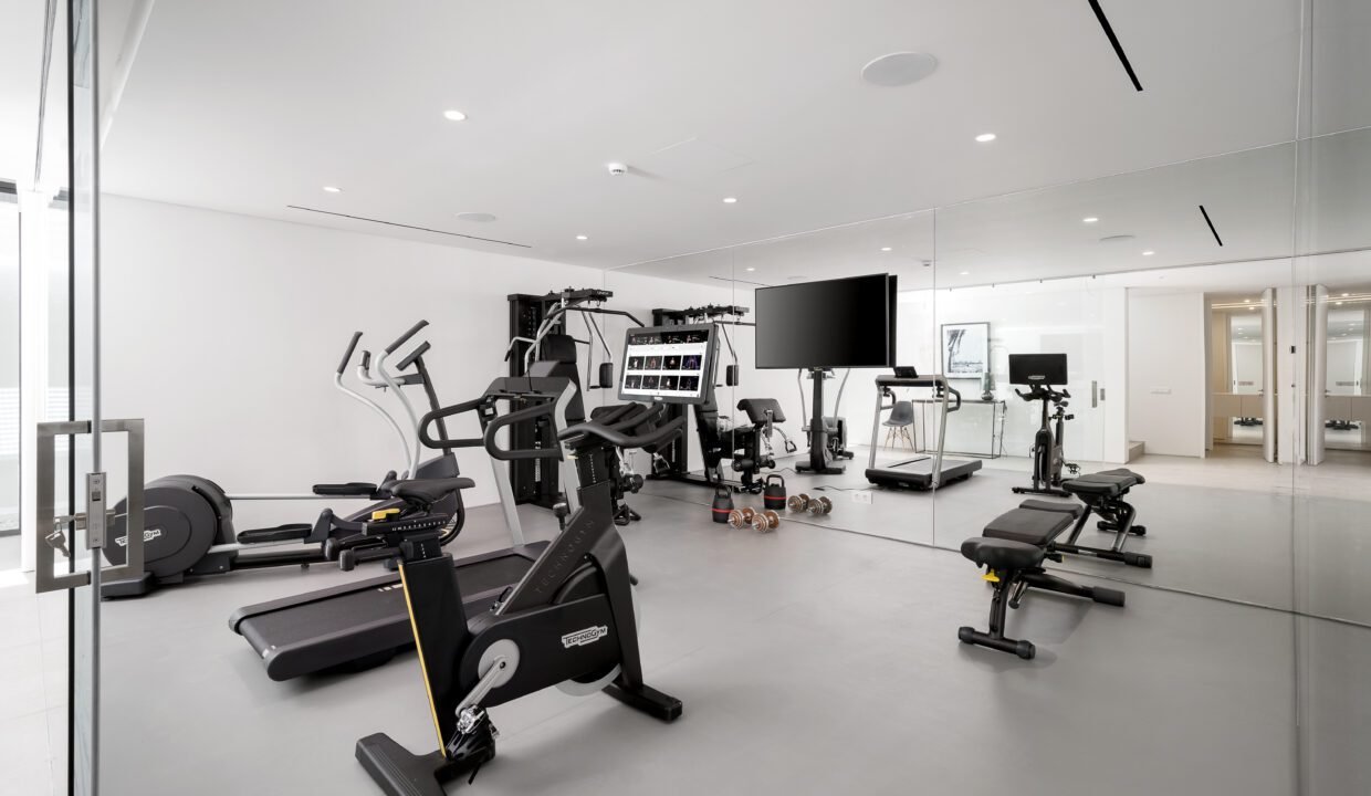 Gym KEY SHOT