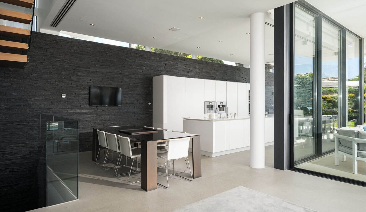 Kitchen 1