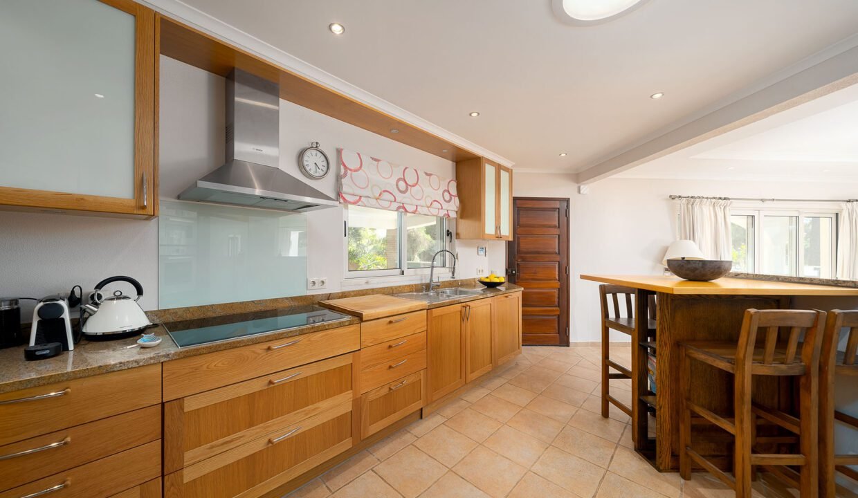 Kitchen 2