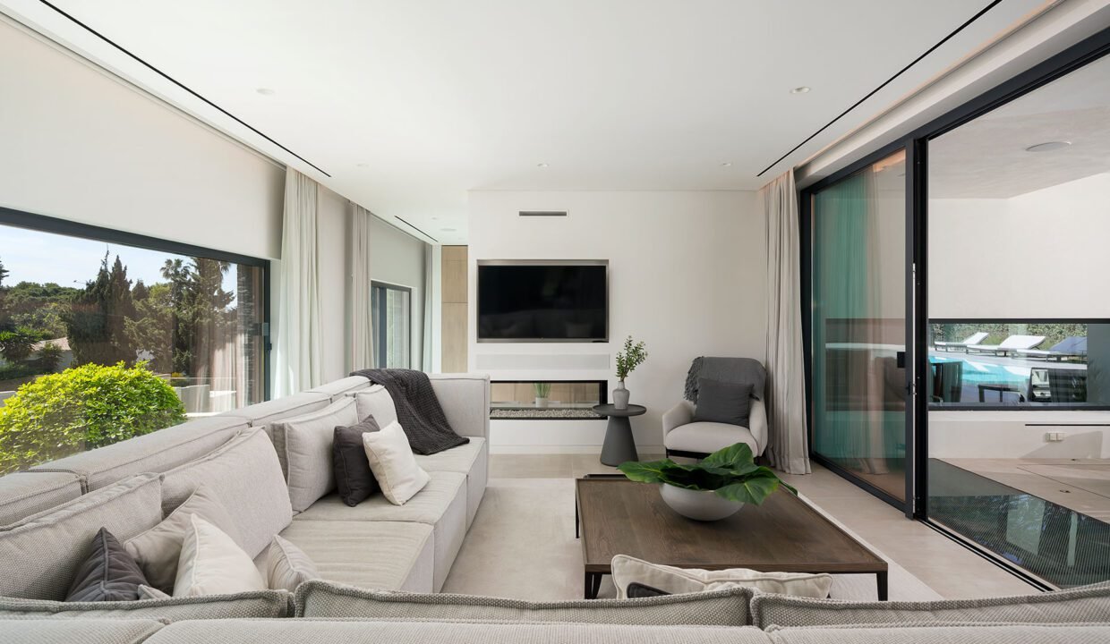 Living Room 3