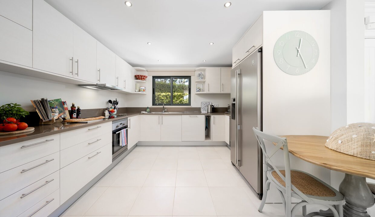 Kitchen 1