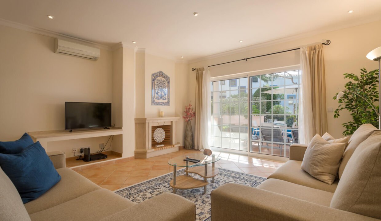 Apartment Joanne Vale do Lobo Waratah Villa Rentals 3