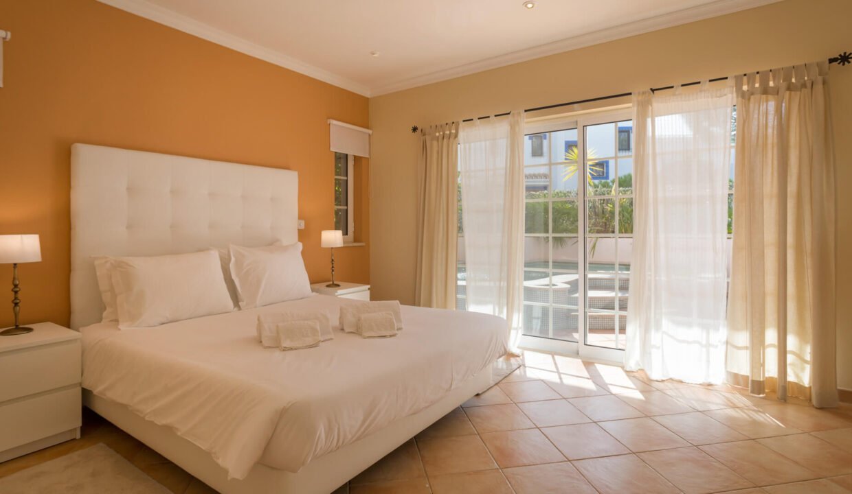 Apartment Joanne Vale do Lobo Waratah Villa Rentals 5