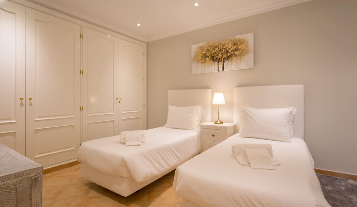 Apartment Joanne Vale do Lobo Waratah Villa Rentals 6