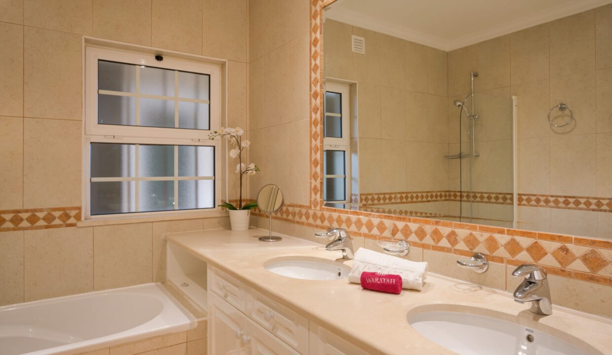 Apartment Joanne Vale do Lobo Waratah Villa Rentals 8
