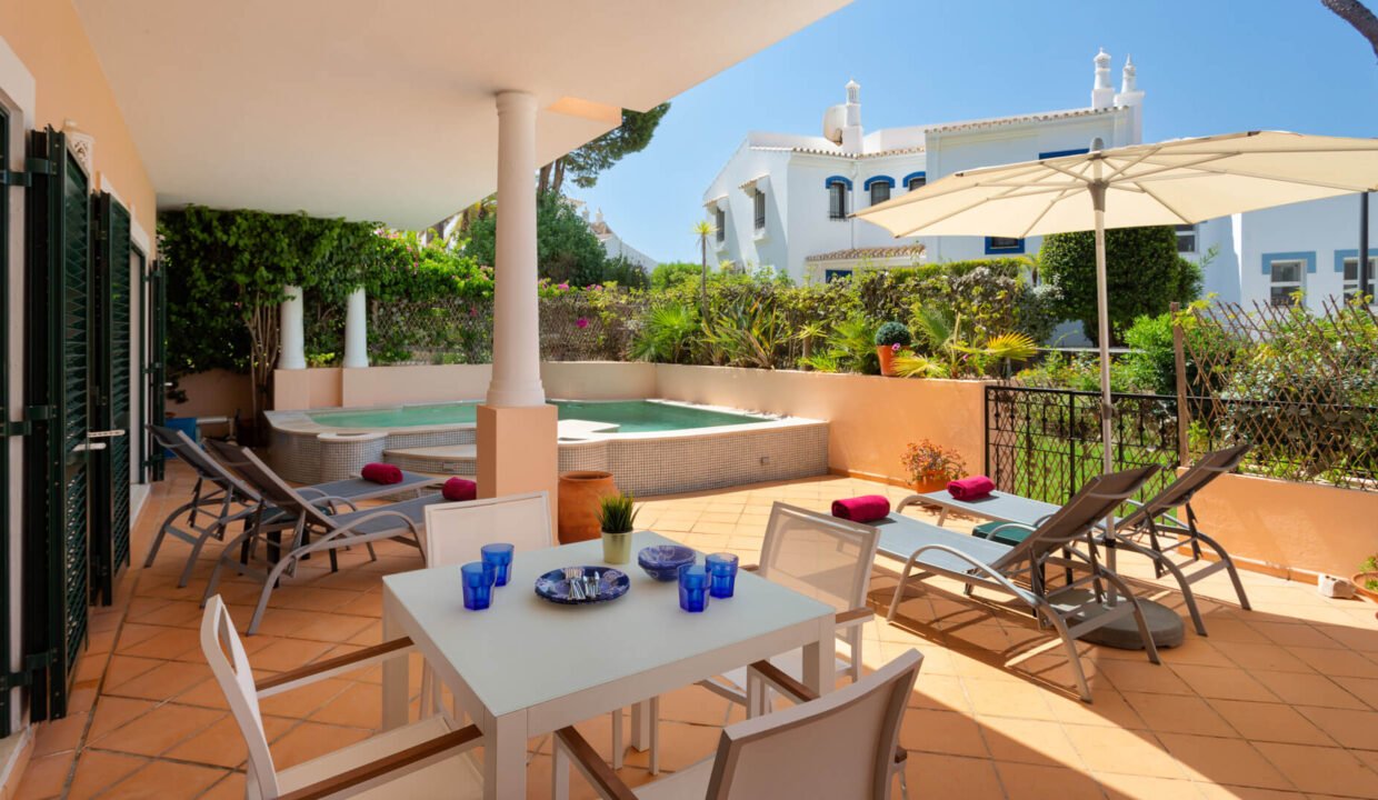 Apartment Joanne Vale do Lobo Waratah Villa Rentals 9