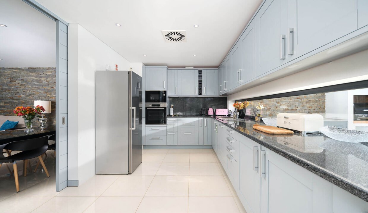 Kitchen 2