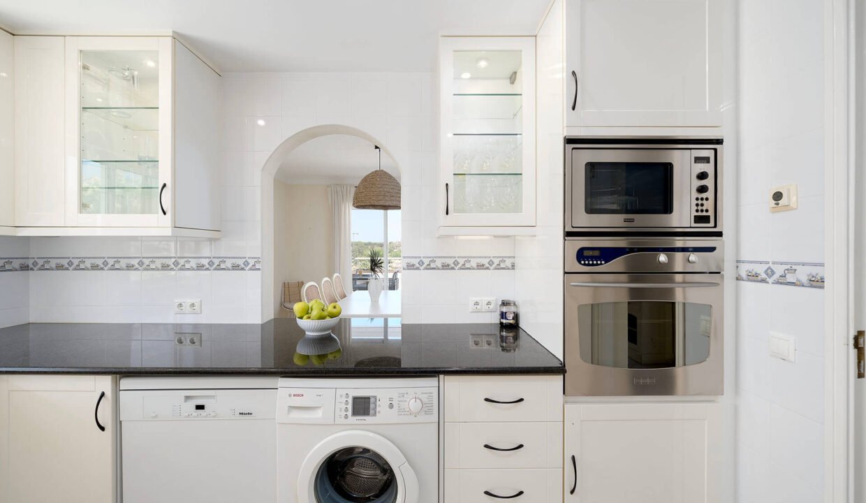 Kitchen 2