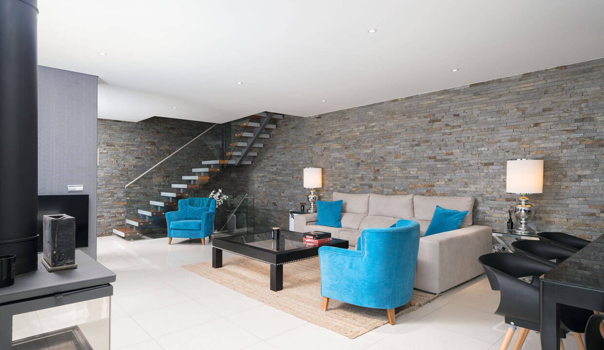 Living Room 3